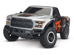 TRX58094-8-FOX Traxxas Ford F-150 Raptor FOX 2WD Brushed RTR 1:10 Pickup Truck mit Akku + 4A USB/C-Lader | MODEL 58094-8: Fully assembled, waterproof, Ready-To-Race®, with TQ™ 2.4 GHz radio system,
XL-5™ electronic speed control, 8.4 V NiMH 3000 mAh Powe